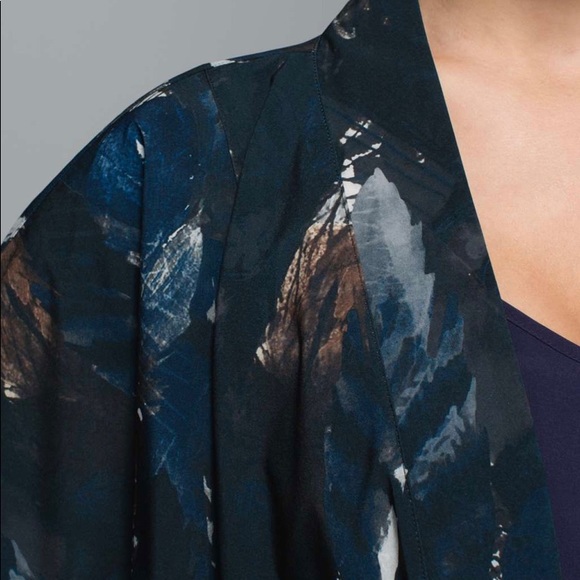 Lululemon casbah kimono - Picture 5 of 13
